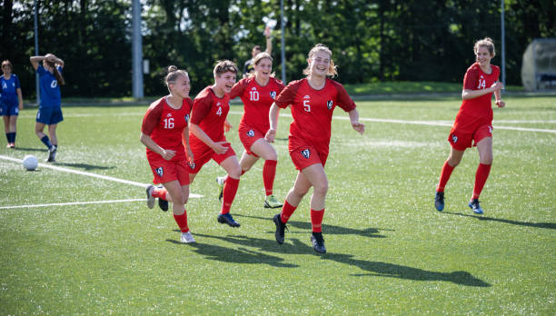 因素而发生 因素而发生